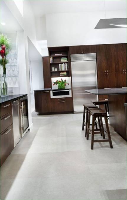 Interno della cucina della residenza privata Tree House