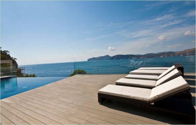 VILLA DI LUSSO Mallorca Design oro