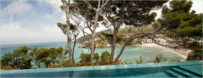 Vista piscina della villa Casa Costa Brava in Spagna