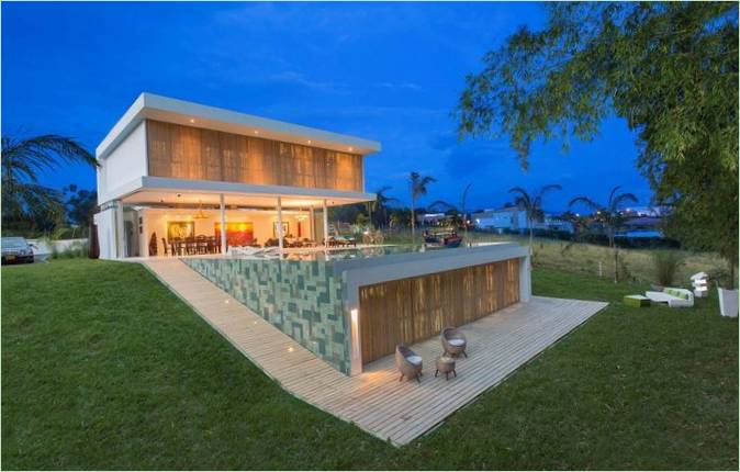 Casa-studio di un giovane artista a Pereira, in Colombia