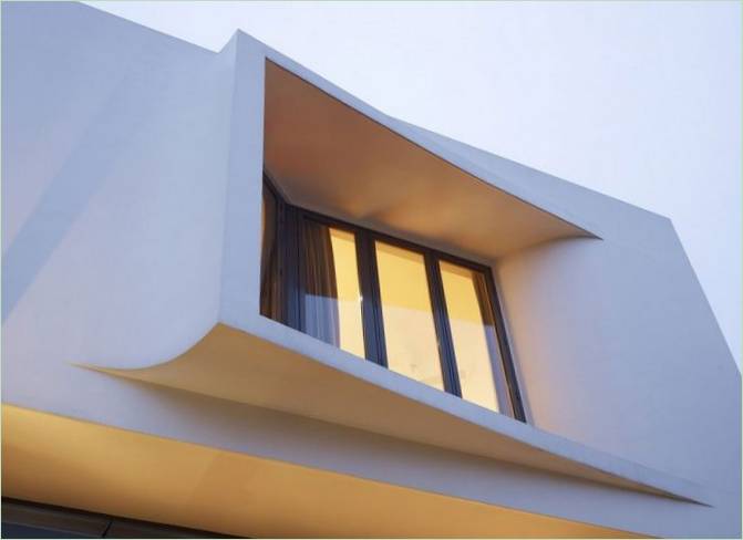 Finestra sulla facciata della casa