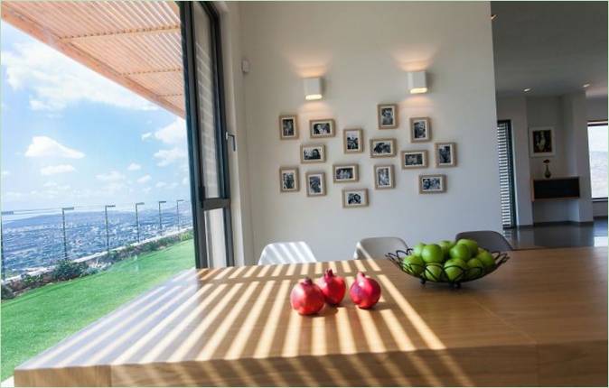 Decorazione delle pareti della sala da pranzo con foto