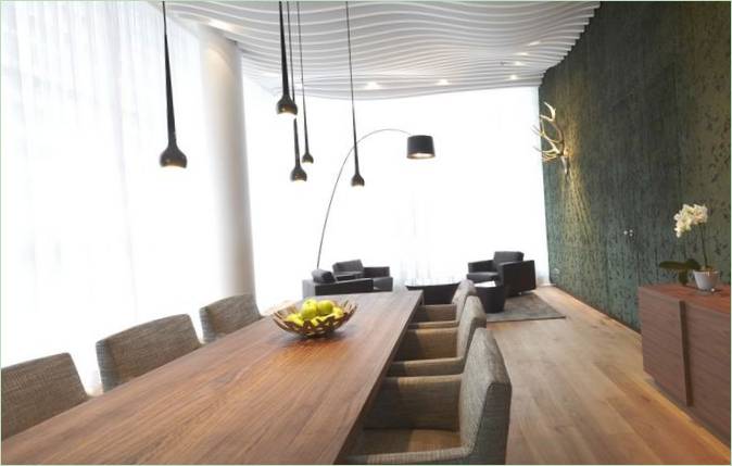 Lounge dell'aeroporto: soffitto dal design insolito