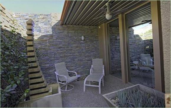Terrazza sul retro