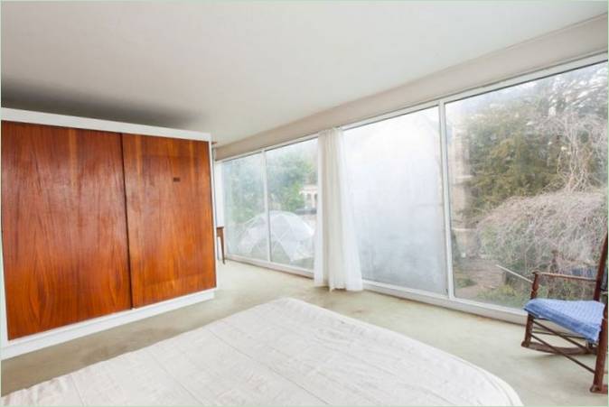 Finestre della camera da letto a schermo largo