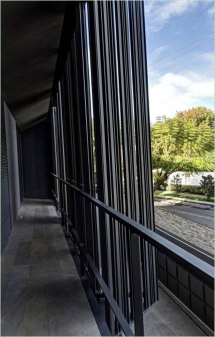 L'elegante casa CASA SE dell'architetto Elías Rizo