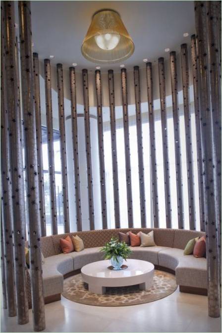 Lounge aeroportuale semicircolare