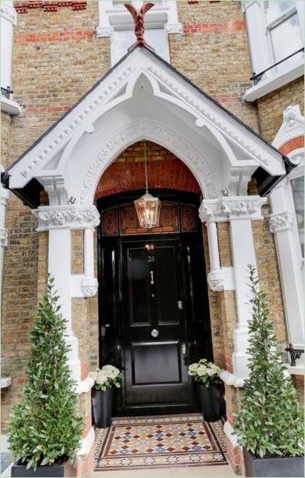 L'ingresso di una casa a Londra