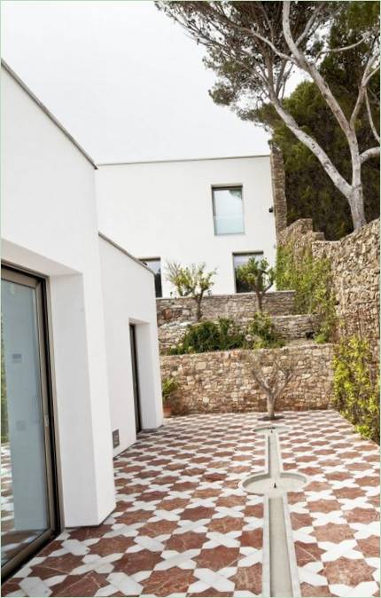 Esterno di Casa Costa Brava in Spagna
