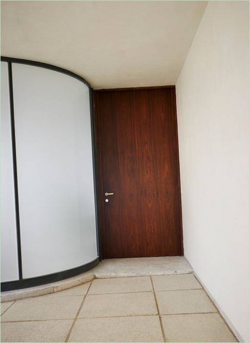Porta d'ingresso di Villa Tugendgat