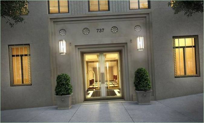 Porta d'ingresso della residenza 737 Park Avenue a New York